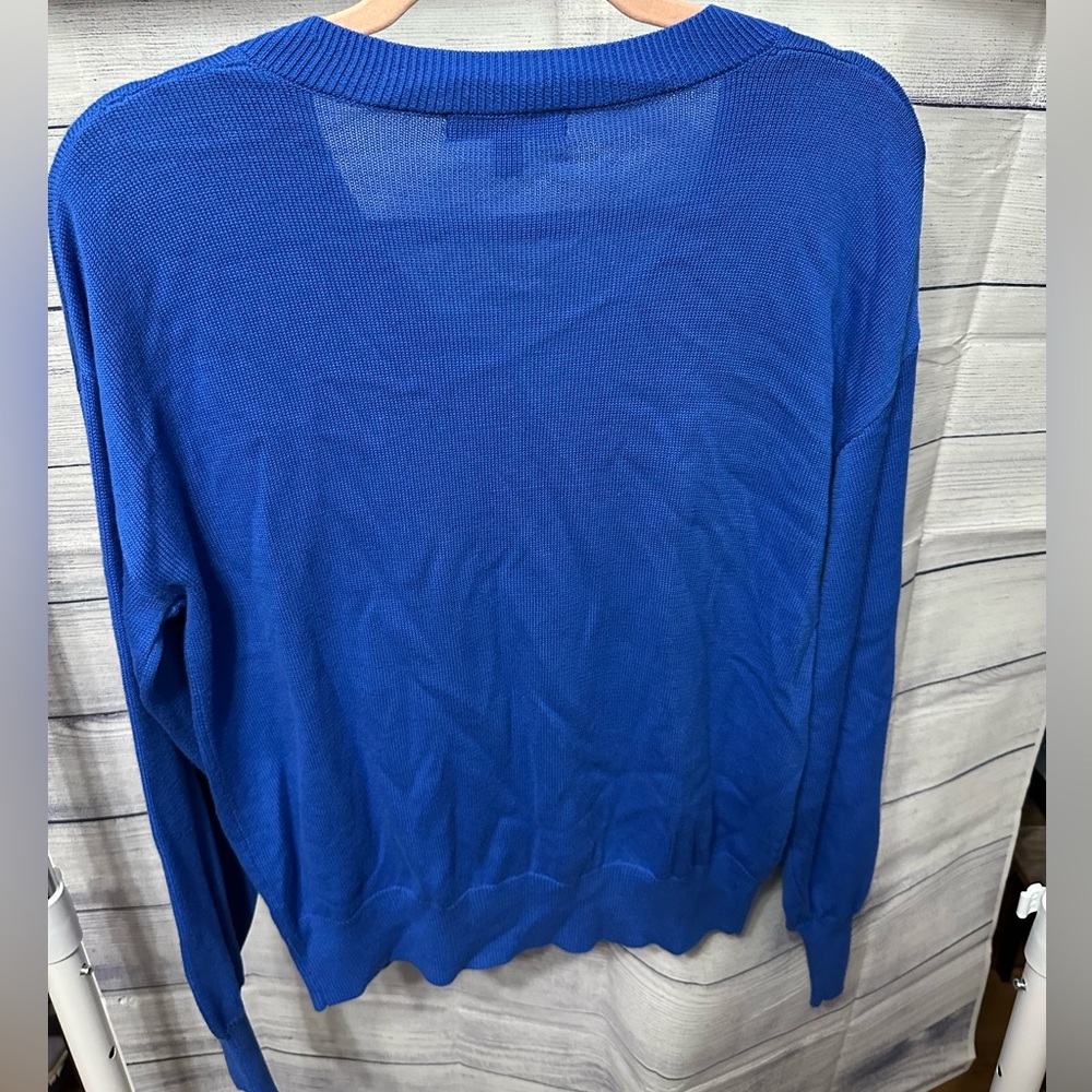 Banana Republic Women’s VNeck Royal Blue Sweater Medium - Picture 3 of 3